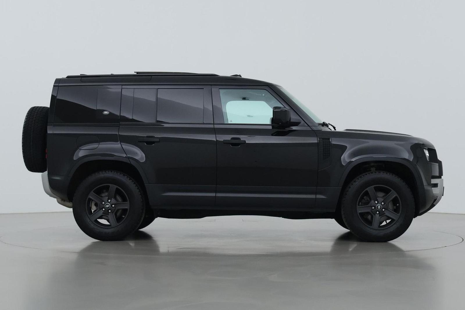 Land Rover Defender 110 D240 | COMMERCIAL | panorama dach |