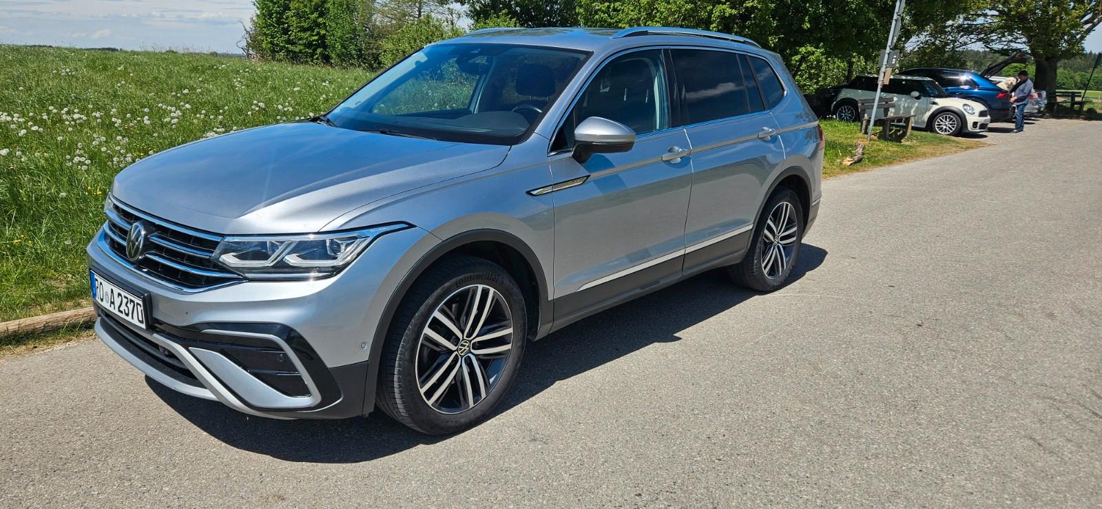 Volkswagen Tiguan Allspace Elegance 4Motion,AHK,8-fach,Navi