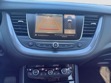 Fotografie des Opel Grandland (X) Grandland 1.6 Ultimate Navi Leder 360°Cam