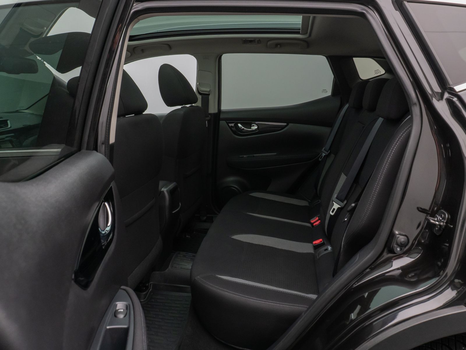 Fahrzeugabbildung Nissan Qashqai Acenta Panorama Kamera DAB Navi Xenon