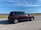 Volkswagen VW Touran,  Voll ausgestattet, Top gepflegt  - rote Volkswagen Touran