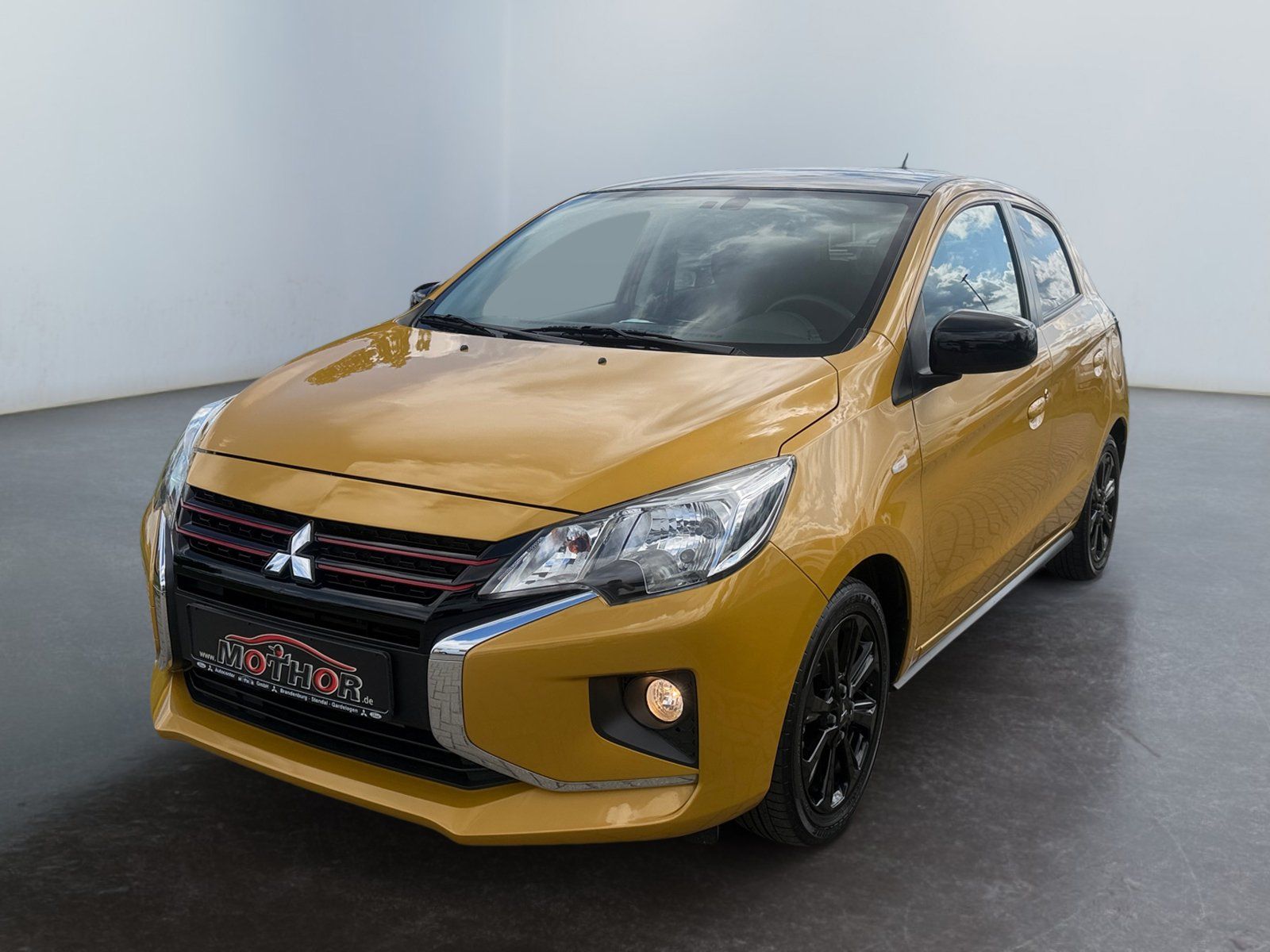 Mitsubishi Space Star Select+ Black 1,2l Aut. TEMP+SHZ+DAB imagem 2