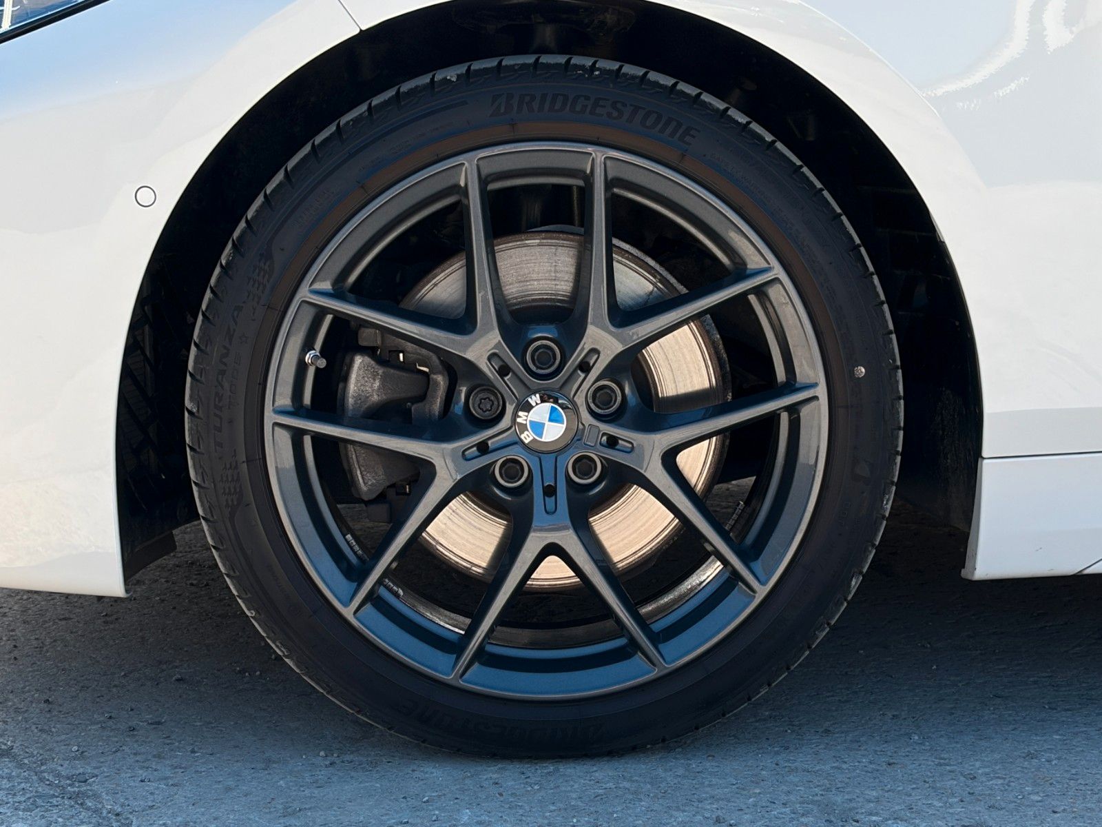 Fahrzeugabbildung BMW 120i M Sport 2-Z Klima H&K KZG ACC LEDER CAM LHZ
