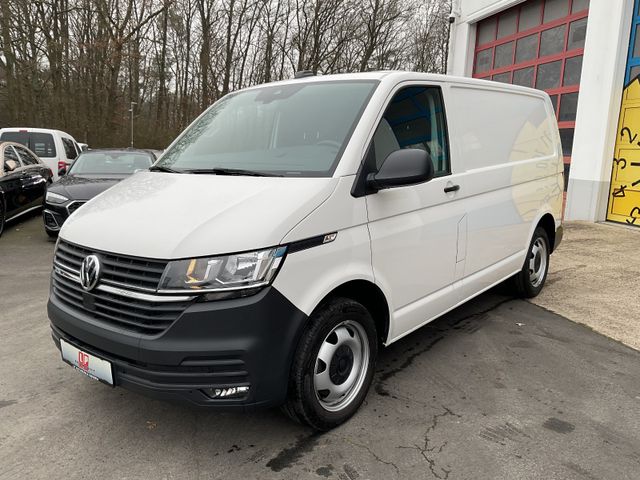 Volkswagen T6.1 Transporter 2.0 TDI 205 PS DSG AHK Navi PDC