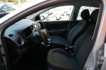 Fahrzeugabbildung Hyundai i10 Style #32 TKM #Einparkhilfe hinten