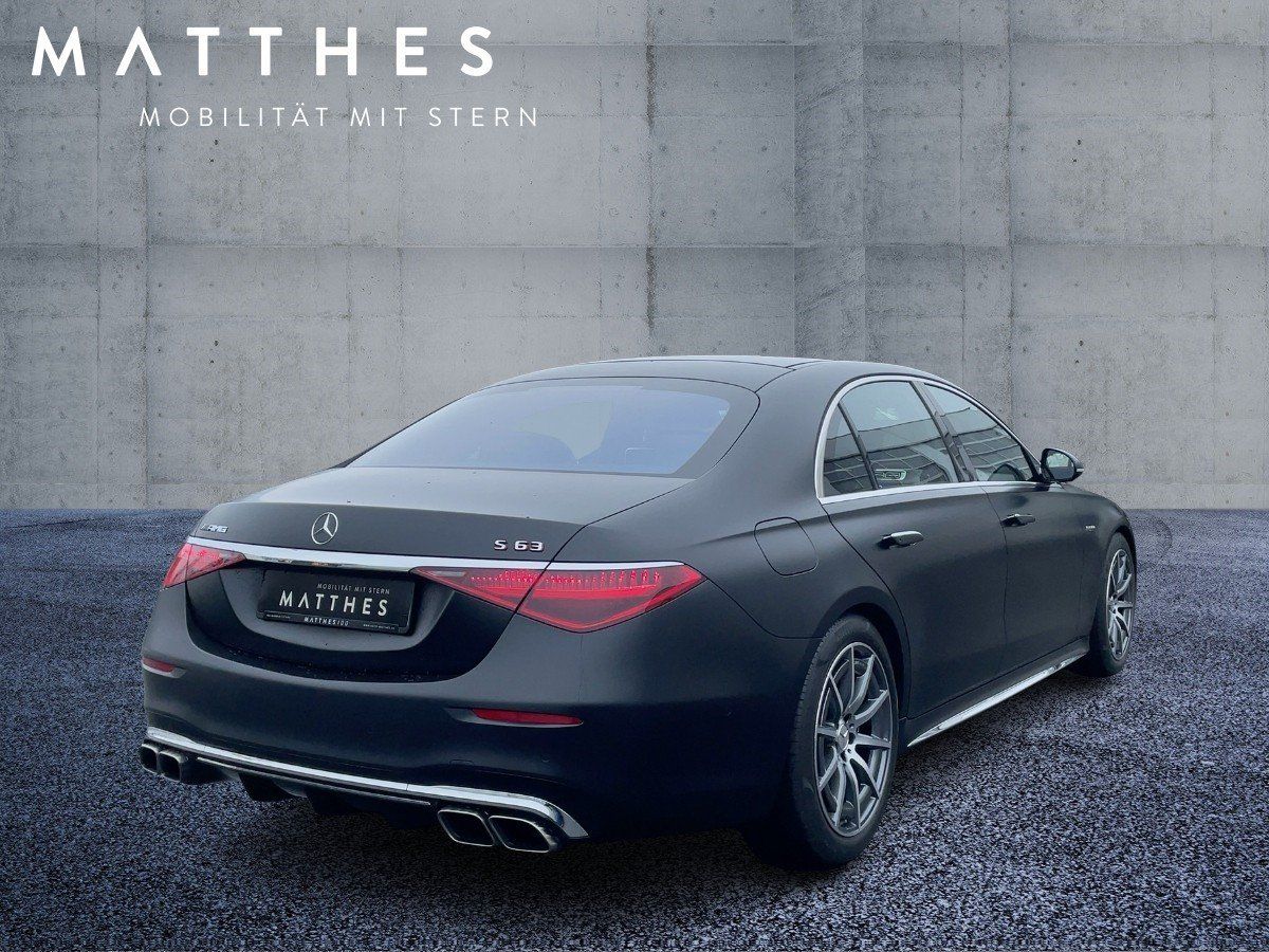 Fahrzeugabbildung Mercedes-Benz S 63 AMG E-Perf. lang Exkl./First-Class/Massage