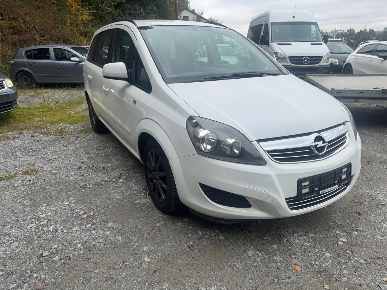 Opel Zafira B Family