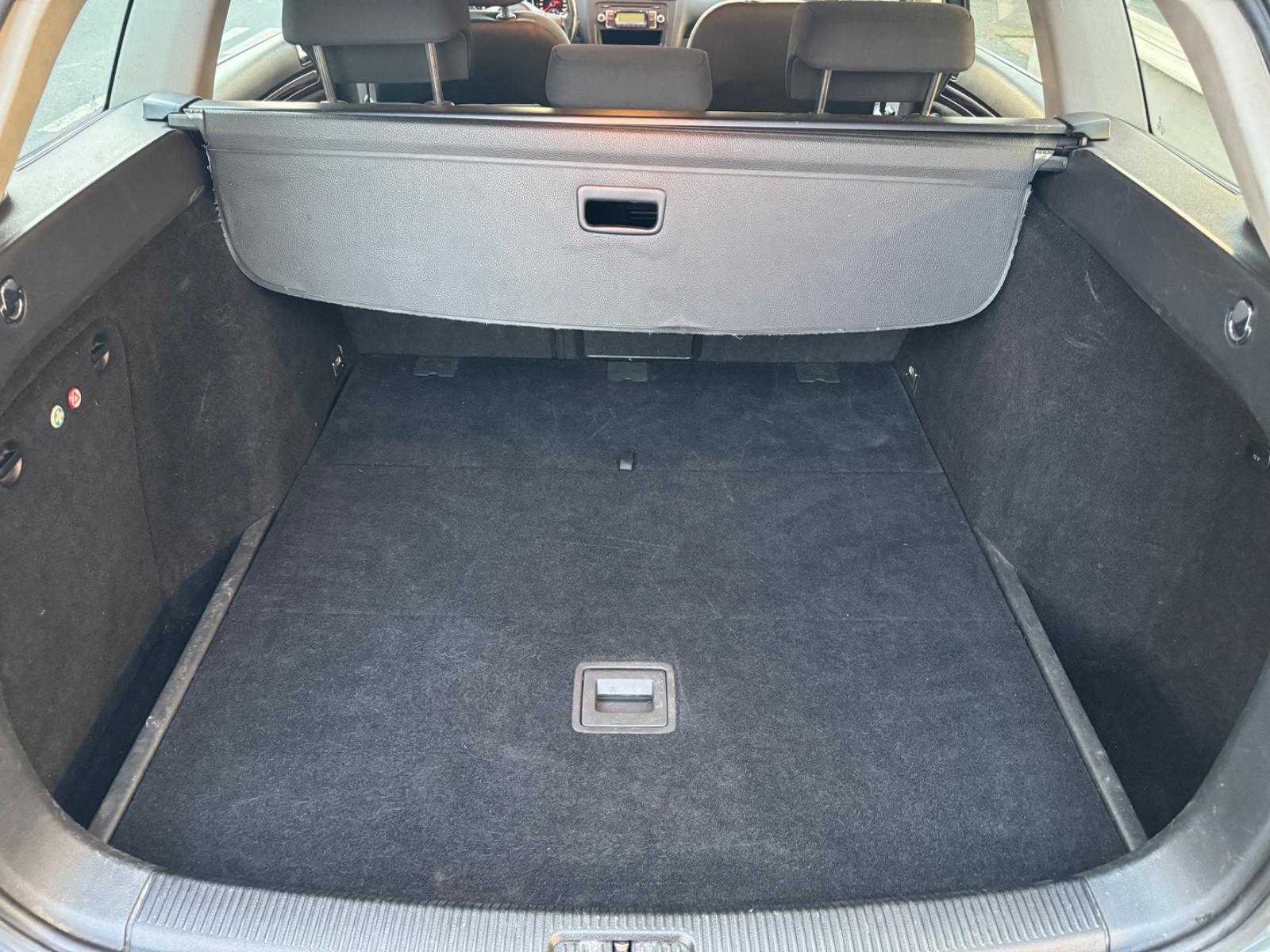 Volkswagen Golf 2010 — photo 19