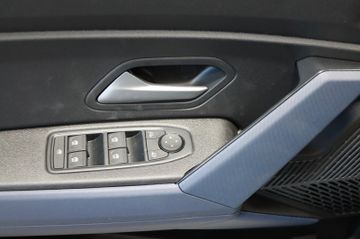 Dacia Duster III TCe 130 Expression 4x4 SH Kamera LED
