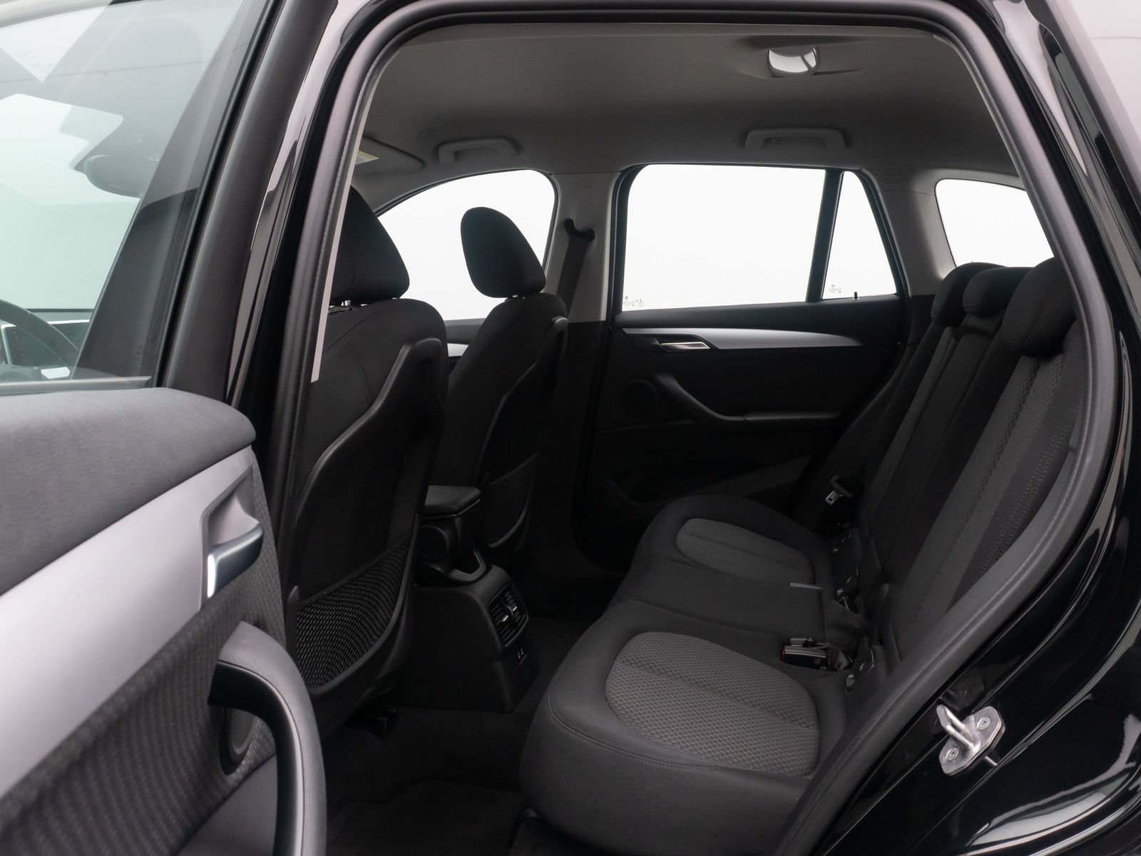 Fahrzeugabbildung BMW X1 sD18i GeschwindigReg DAB ParkAss Navi Lordos