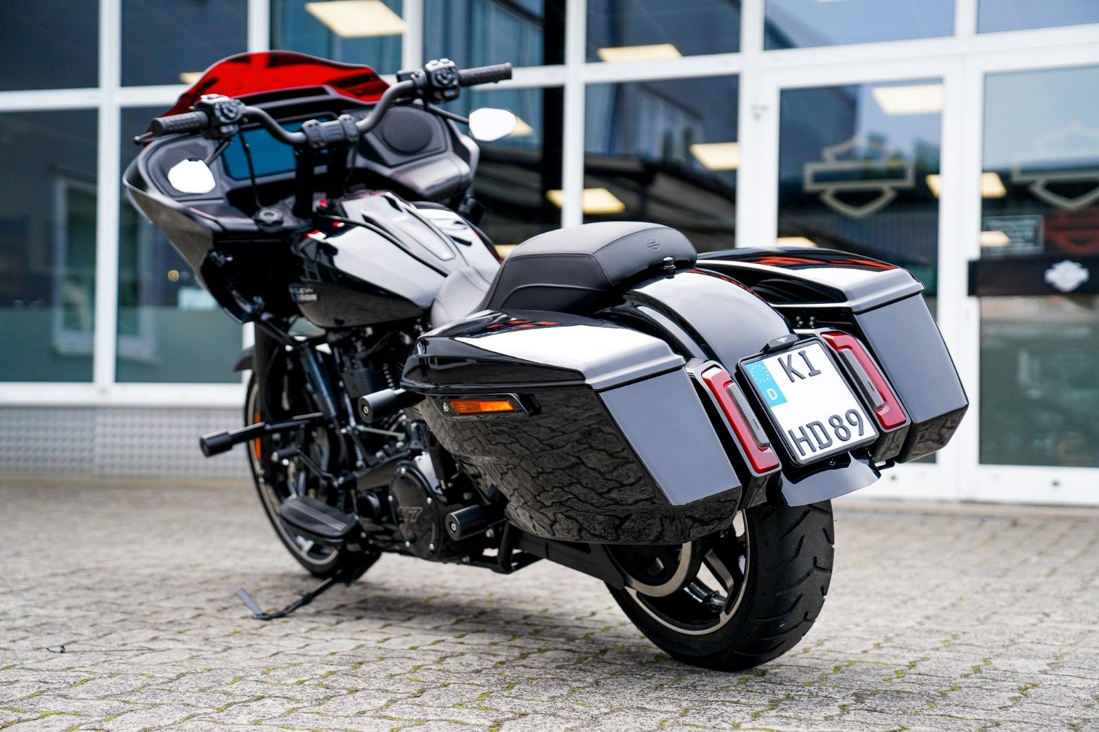 Fahrzeugabbildung Harley-Davidson Road Glide FLTRX 117 Cui - Zard Rick´s Lenker -