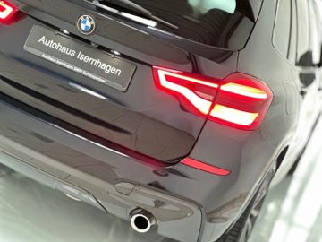 Fahrzeugabbildung BMW X3 xD30d M SPORT Panorama AHK Kamera HUD Alarm
