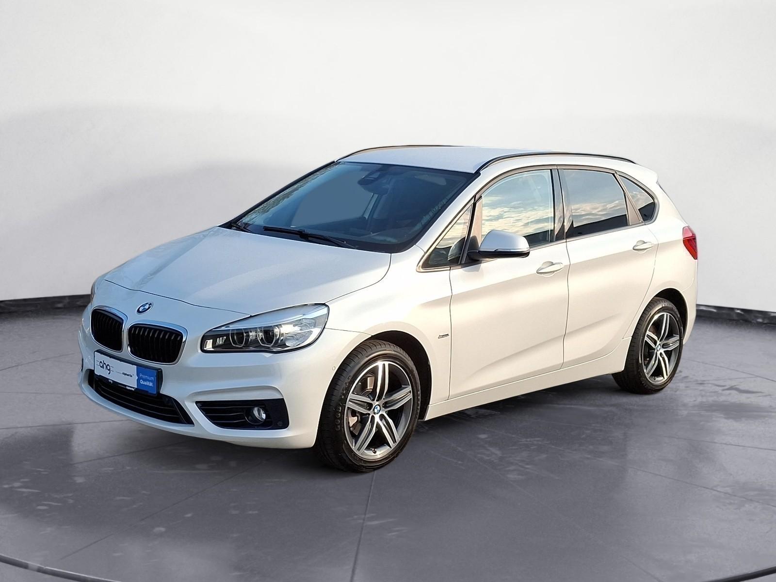 BMW 218i Active Tourer Sport Line 17'LM Navigation R