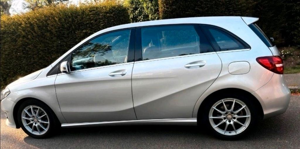 Image of Mercedes-Benz B 180