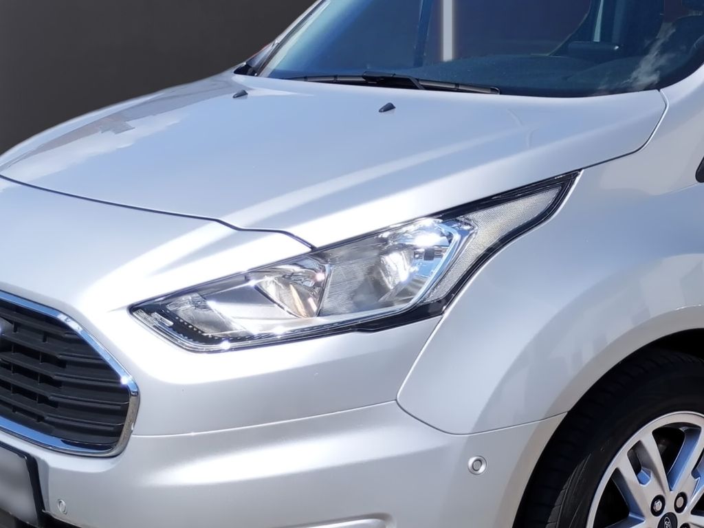 Fahrzeugabbildung Ford Grand Tourneo Connect 1.5 TDCI Titanium 7-Sitzer