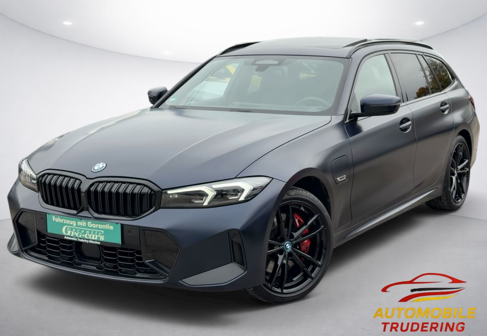 BMW 330e xDrive M Sport Individual/Pano/360°/Leder