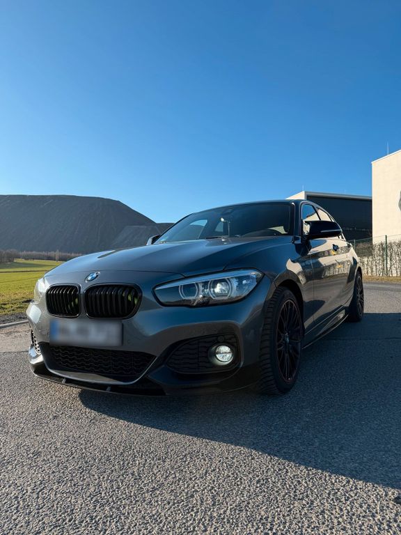 Image of BMW 120