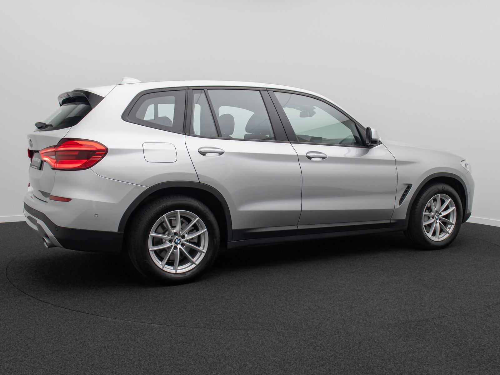 Fahrzeugabbildung BMW X3 xD30i 360&deg;DAB Memory CockpitPlus Leder 18Zoll