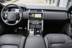 LAND ROVER Range Rover Vogue P400/ AHK/ STANDHZG./ PANO LAND ROVER Range Rover Vogue P400/ AHK/ STANDHZG./ PANO