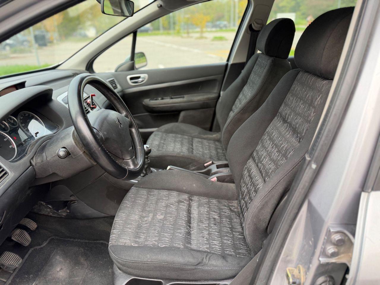 Peugeot 307 2005 — photo 8