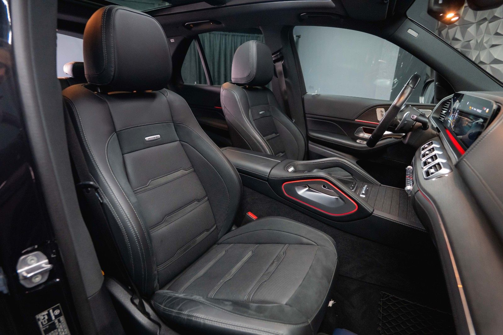 Fahrzeugabbildung Mercedes-Benz GLE 63 AMG 4Matic+ Night Paket *ACC*Pano*HU*360*