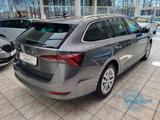 Skoda Octavia Combi 2.0 TDi Style AHK-vorb. NAVI RFK - Skoda Octavia mit Diesel-Antrieb: Kombi