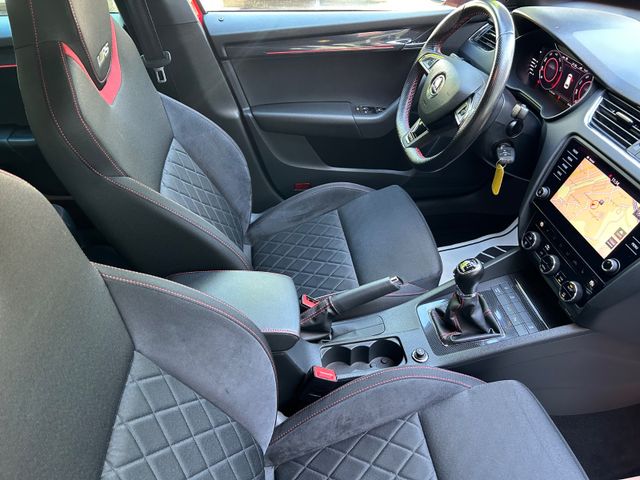 Fahrzeugabbildung Skoda Octavia Combi RS 245+CarPlay+LED+Dig.Cockpit+AHK