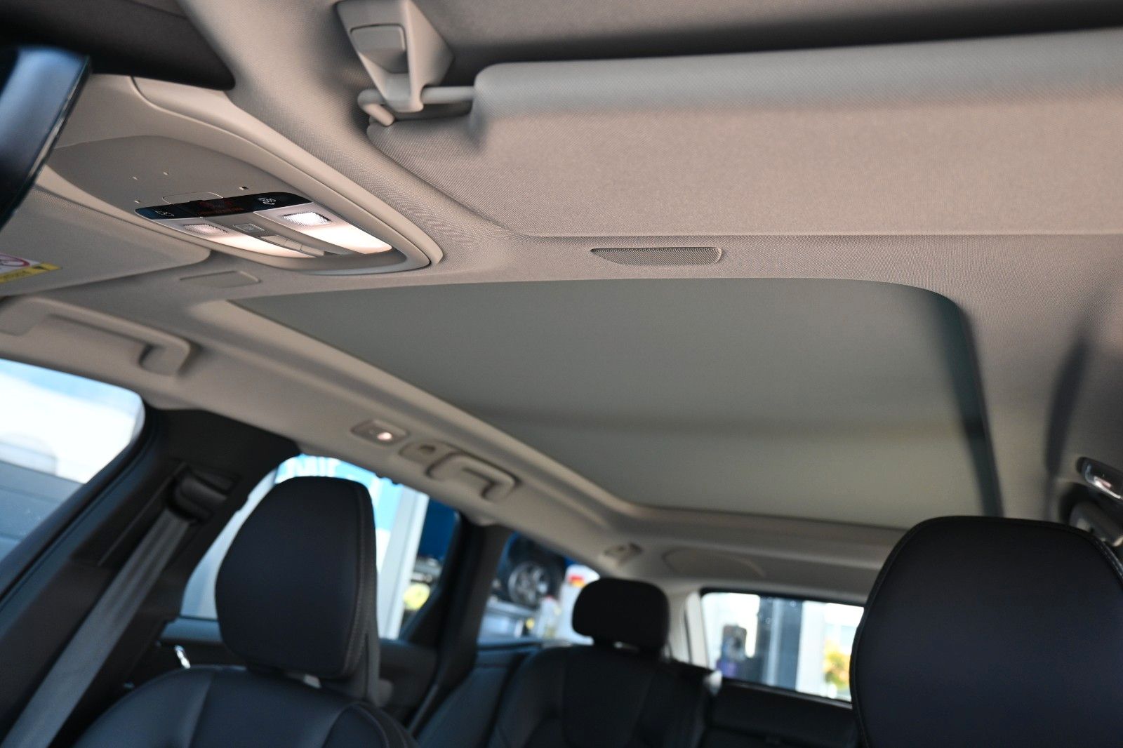 Fahrzeugabbildung Volvo V90 B4 D AWD Cross Country *Pano*STDHZG*ACC