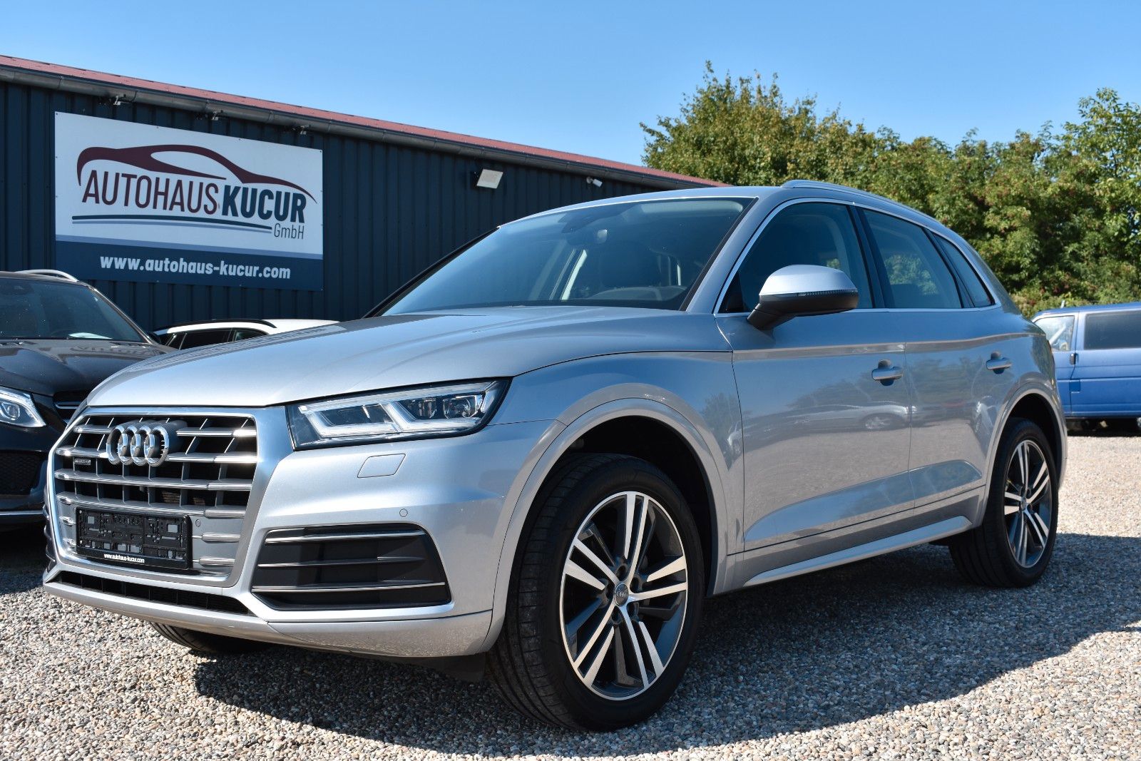 Fahrzeugabbildung Audi Q5 40 TDI quattro sport/Anhänger/LED/Tempomat