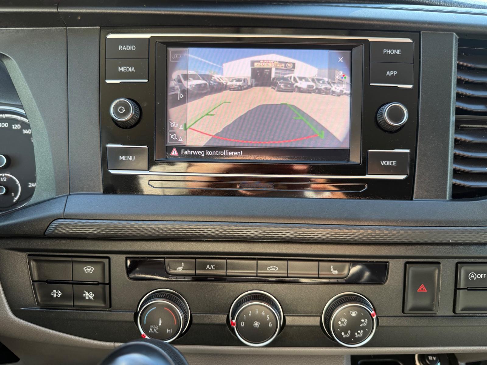 Volkswagen T6.1 Transporter 2.0 TDI LED KAMERA TEMPOMAT STH