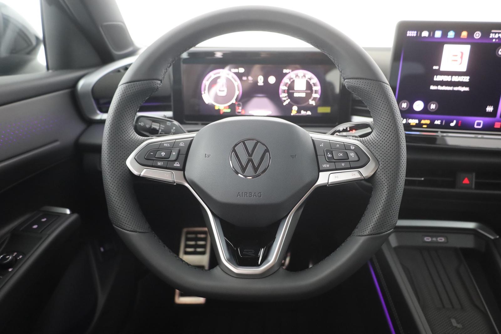 Volkswagen T-Roc R-Line 1.5 eTSI DSG n.Modell LED ACC AHK