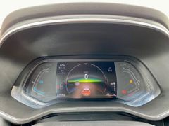 Fahrzeugabbildung Renault Clio E-TECH Hybrid AAC PDC NAVI SHZ CARPLAY DAB+