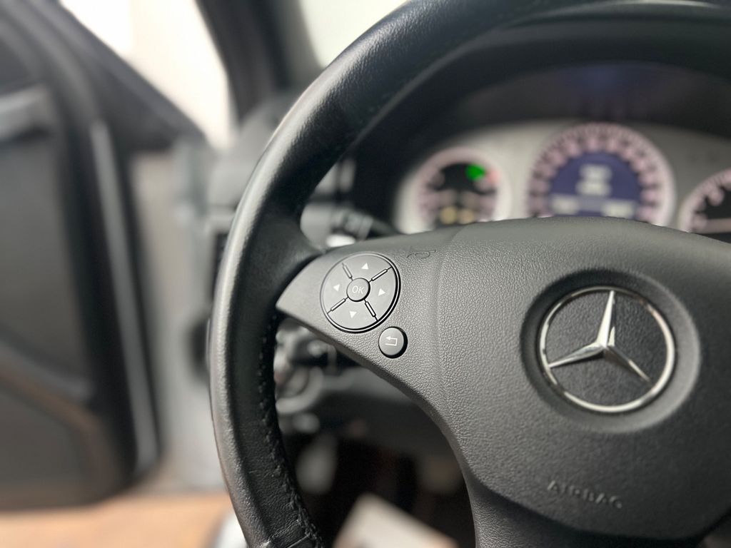 MERCEDES-BENZ GLK 220 CDI / NUR 88.tKM / RENTNER / GARANTIE MERCEDES-BENZ GLK 220 CDI / NUR 88.tKM / RENTNER / GARANTIE