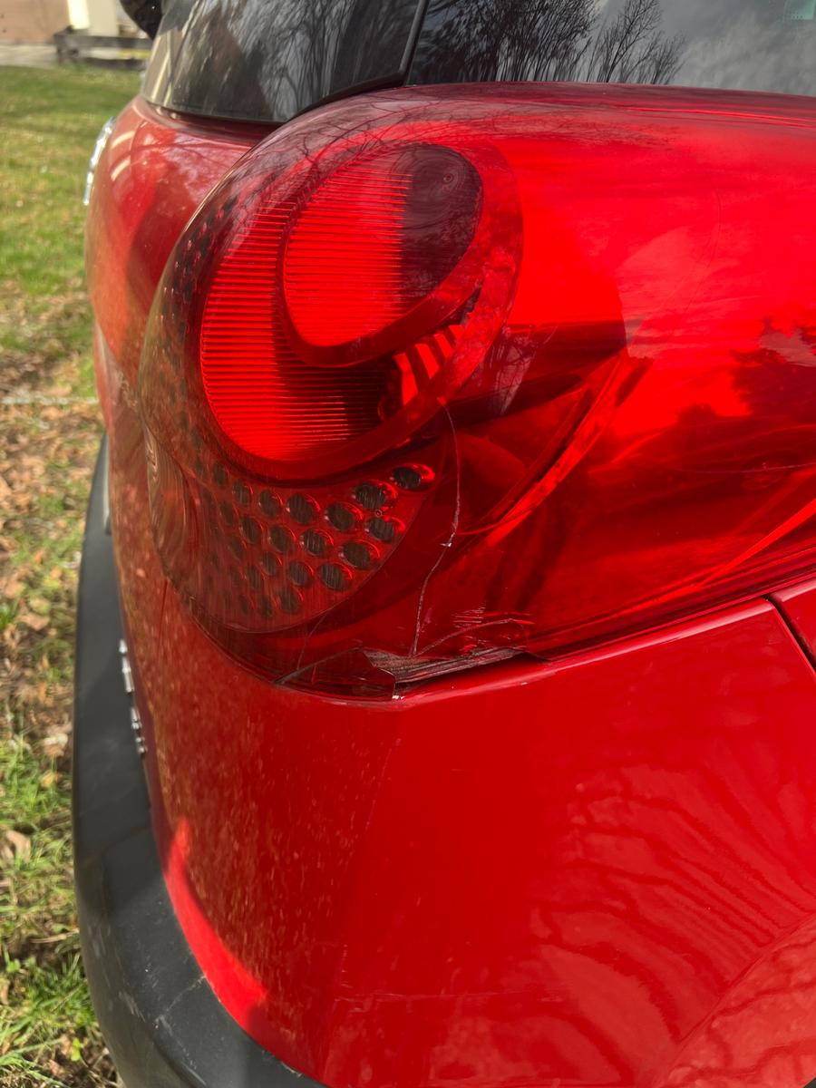 Peugeot 207 2009 — photo 13
