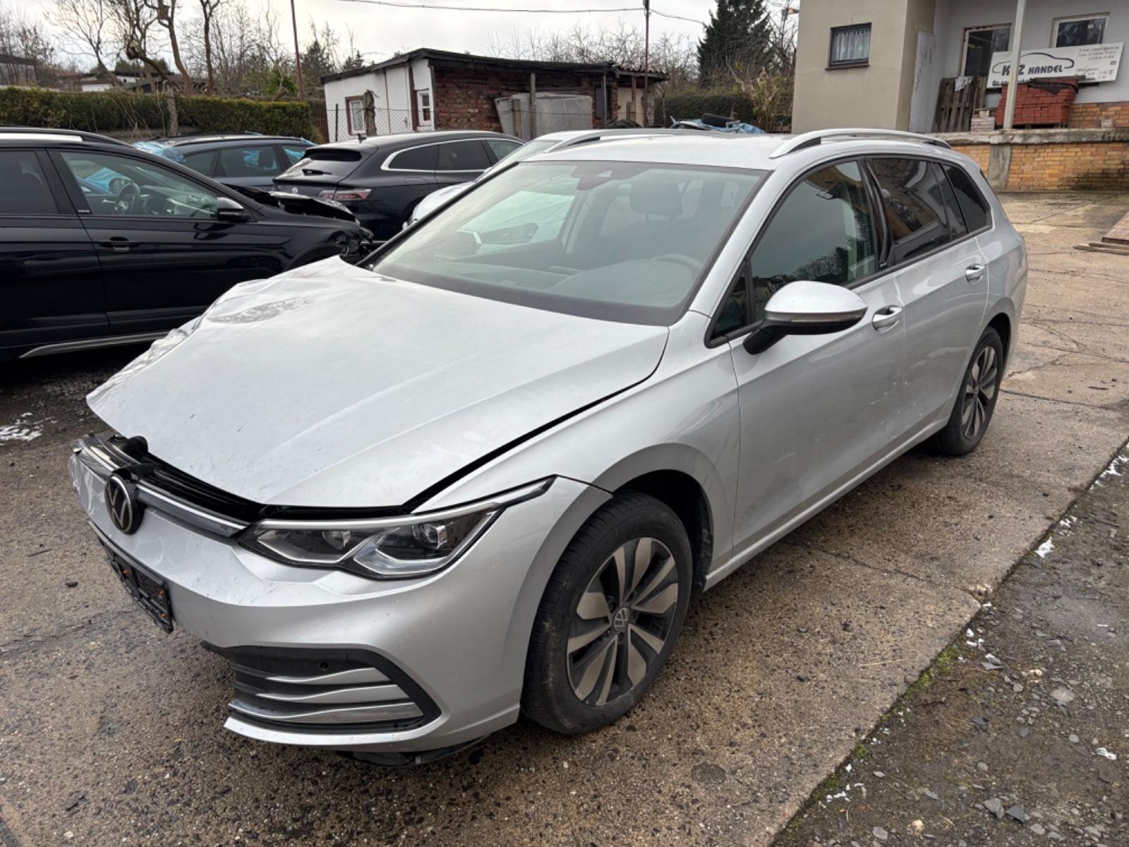 Volkswagen Golf VIII Variant Move