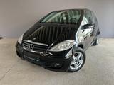 Mercedes-Benz A 150/Automatik/Klima/Tempomat/Parktronic/AHK/ - Mercedes-Benz A 150 in Berlin