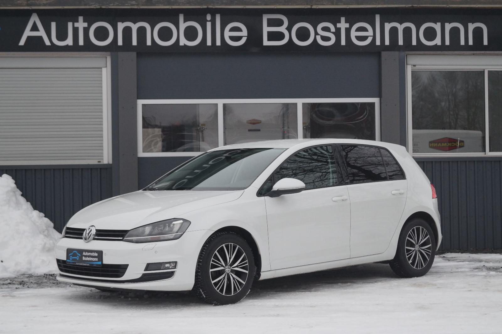 Volkswagen Golf VII ALLSTAR/BI-XENON/STANDHEIZUNG/NAVI/PDC