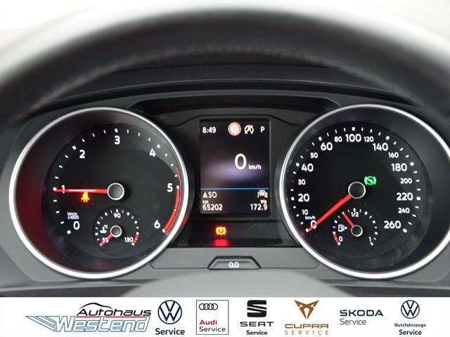 Fahrzeugabbildung Volkswagen Tiguan Life 2.0l TDI 110kW DSG 4M IQ.Light Navi