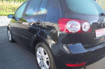 Volkswagen Golf - 9