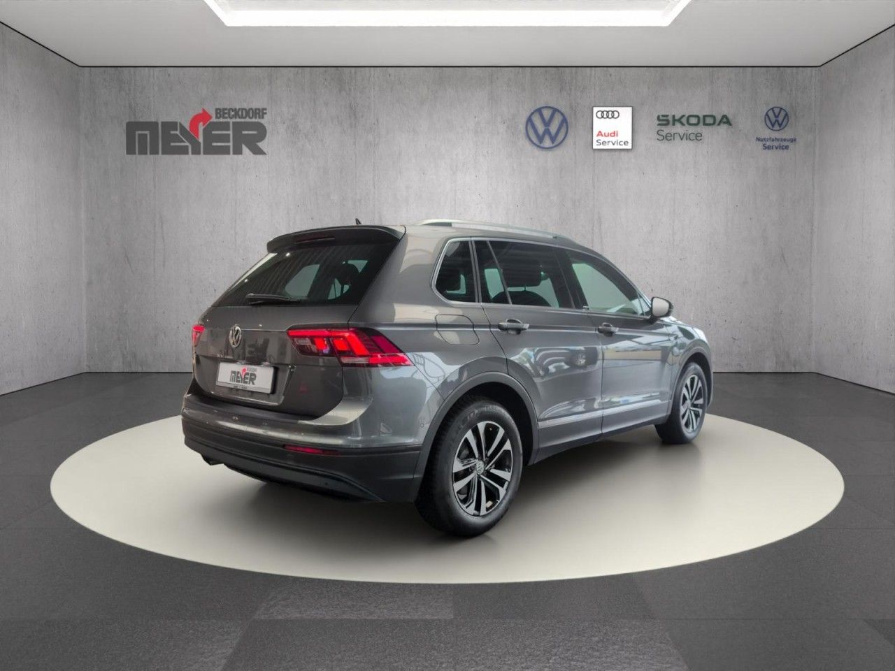 Tiguan IQ.DRIVE 1.5 TSI Klima Navi Einparkhilfe