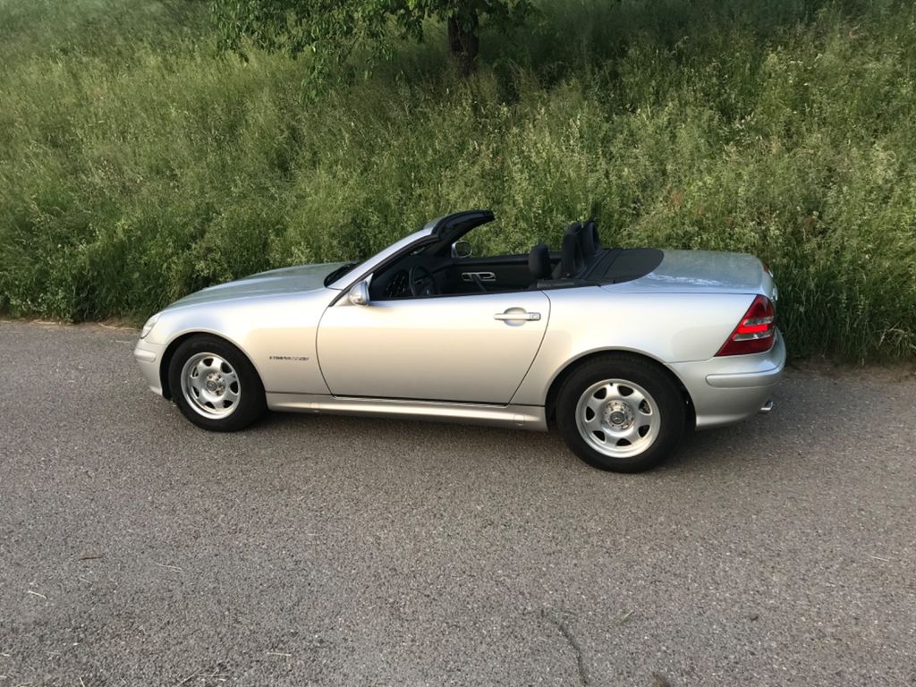 Mercedes-Benz SLK 200