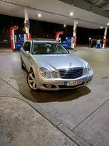 Mercedes-Benz Mercedes W211 T Modell E320 CDI 4 Matic Au... - Mercedes-Benz E 320: Cdi W211