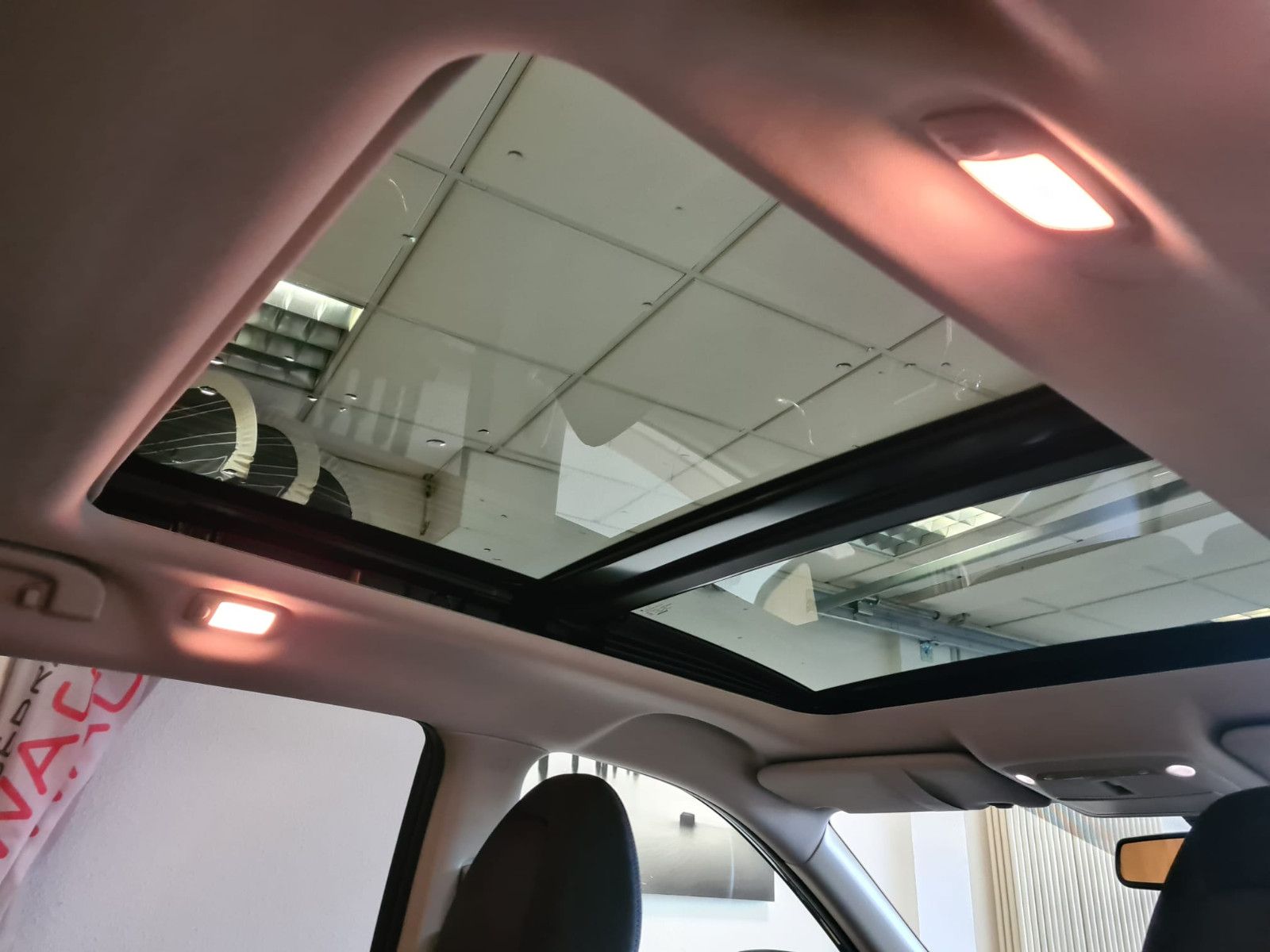 Fahrzeugabbildung Nissan X-Trail N-Connecta 4x4 / KAMERA