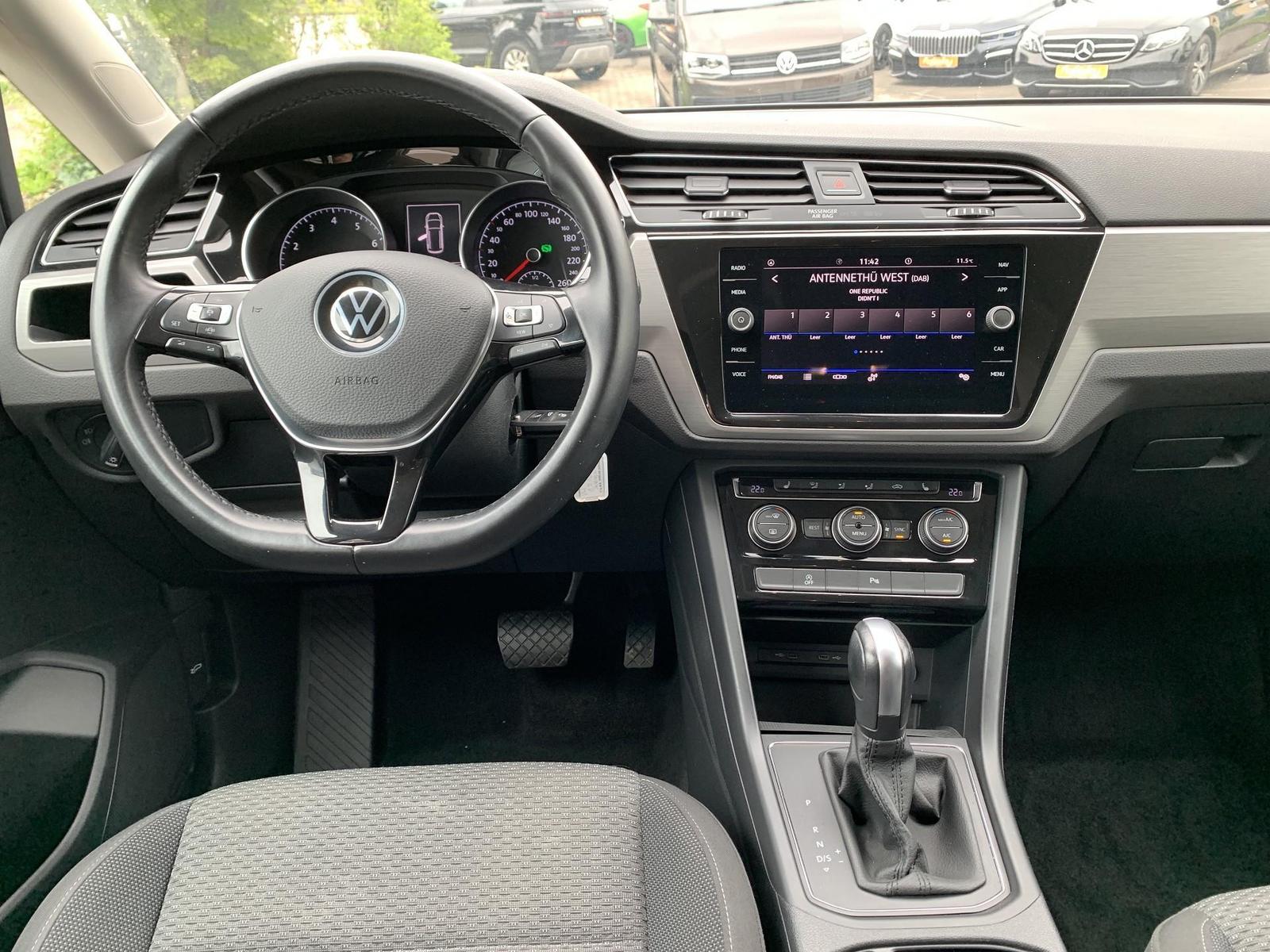 Volkswagen Touran 1.5TSI DSG 7-Sitzer ACC+3Z-Klima+Sitzhzg, миниатюра 13
