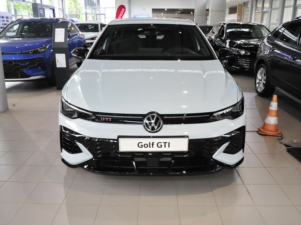 Volkswagen Golf GTI Clubsport 2,0 l TSI OPF 221 kW (300 PS) imagem 2