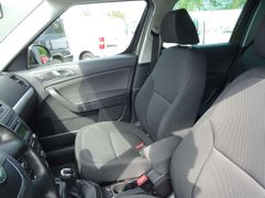 Fahrzeugabbildung Skoda Yeti Ambition  **SERVICE-NEU / TÜV-11.2027**