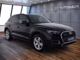 Audi Q5 40 2.0 TFSI quattro S-tronic MMI Assitenzpake - Audi Q5: Schwarz