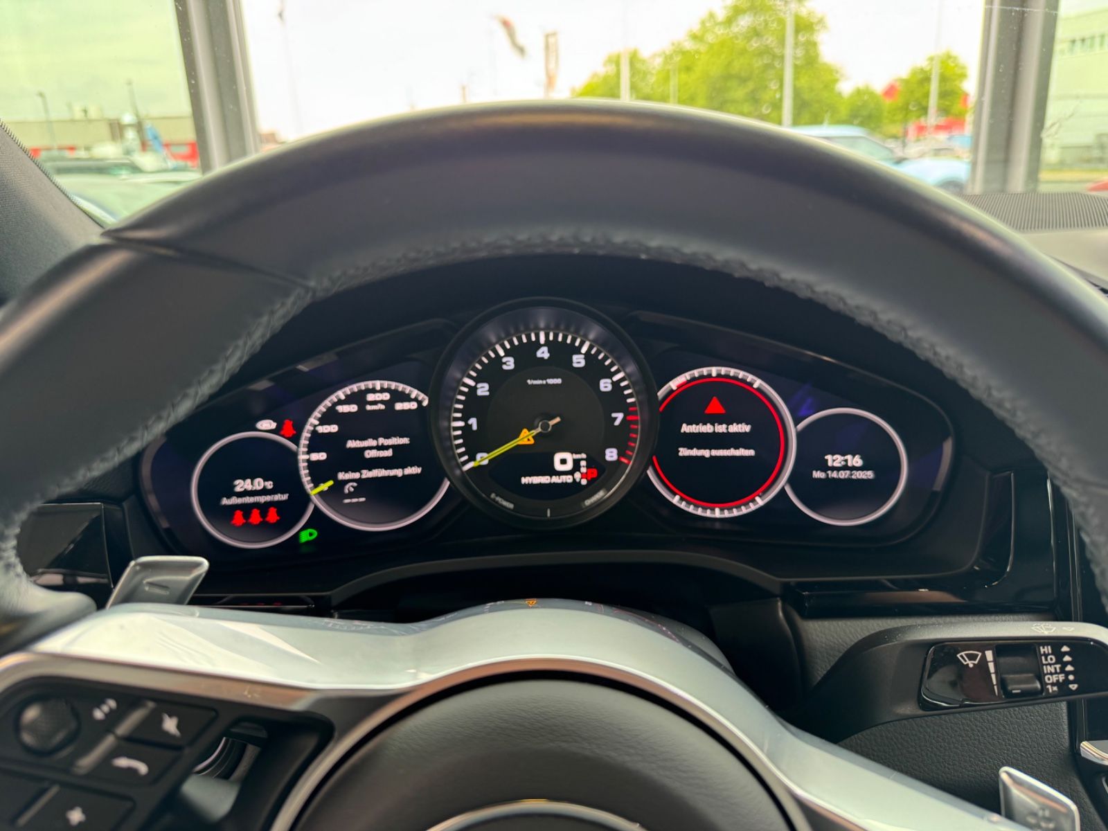Fahrzeugabbildung Porsche Cayenne Coupe E-Hybrid Platinum Edition