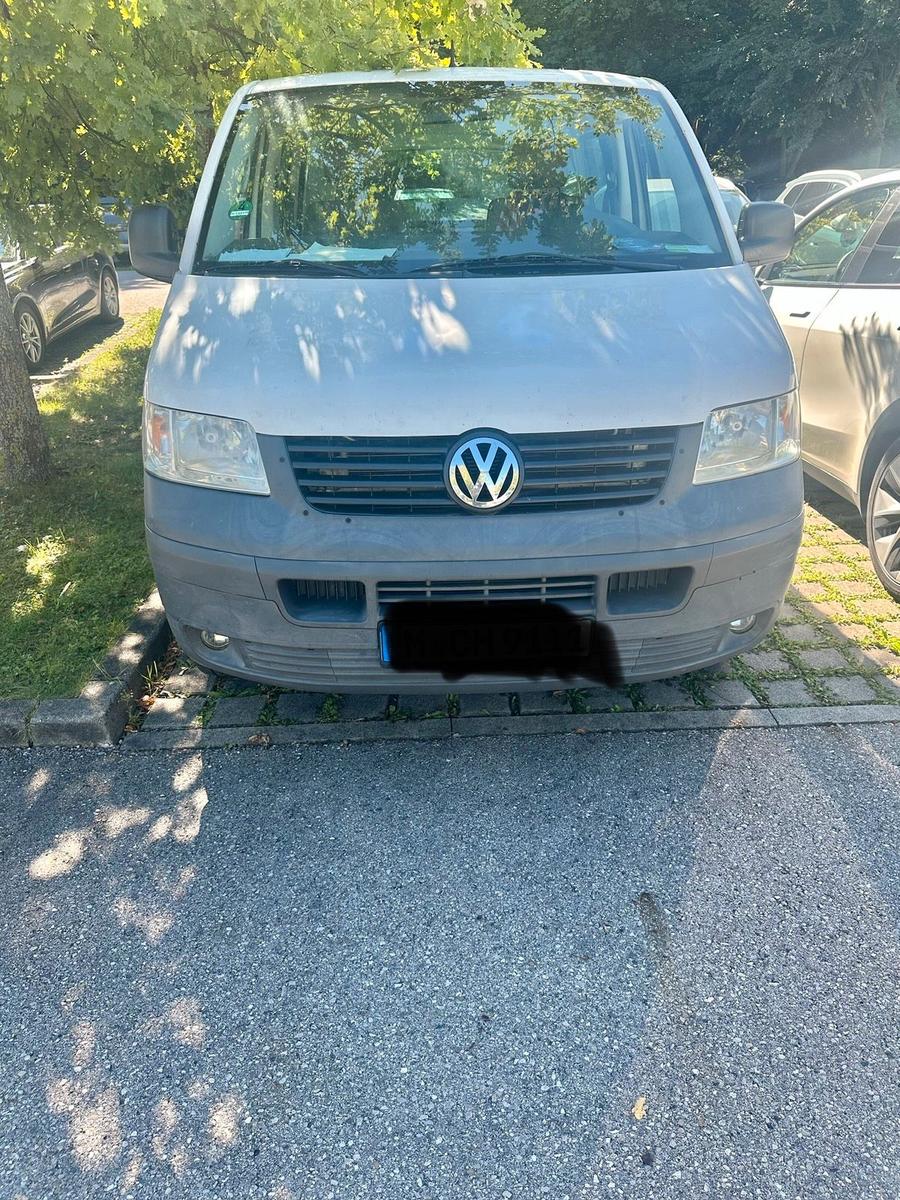 Volkswagen Transporter 2006 — двигун 128 HP (94kW)