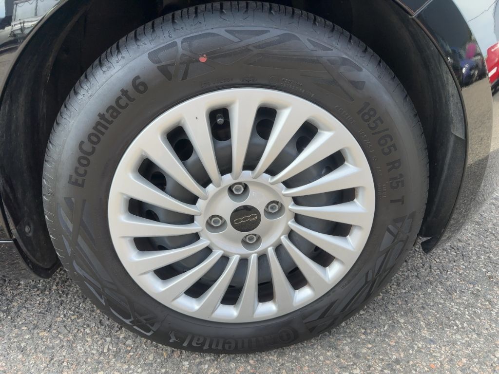 Fahrzeugabbildung Fiat 500e Elektro, 42kWh, Keyless, Android Auto/CarPl